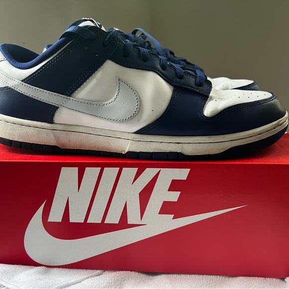 Nike Men's Blue and White Dunks - Picture 2 of 7